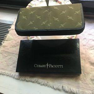 🔥🔥HOST PICK🔥Cesare Paciotti green fabric leather trim zippered wallet new ❤️